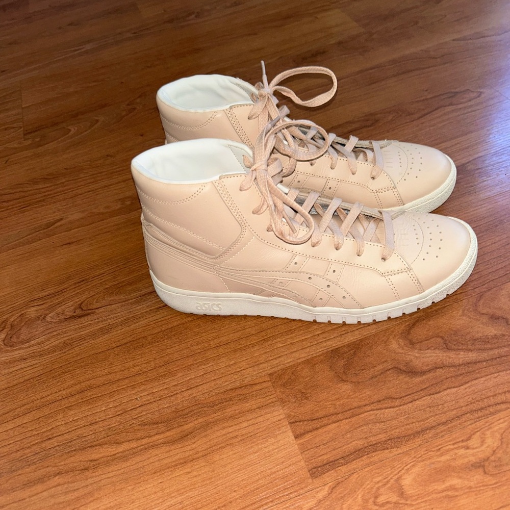 ASICS Tiger Unisex Gel-PTG MT (MAKE A OFFER)